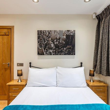 Tower Bridge 2Br Apartment For 6 With Terrace London Eksteriør billede